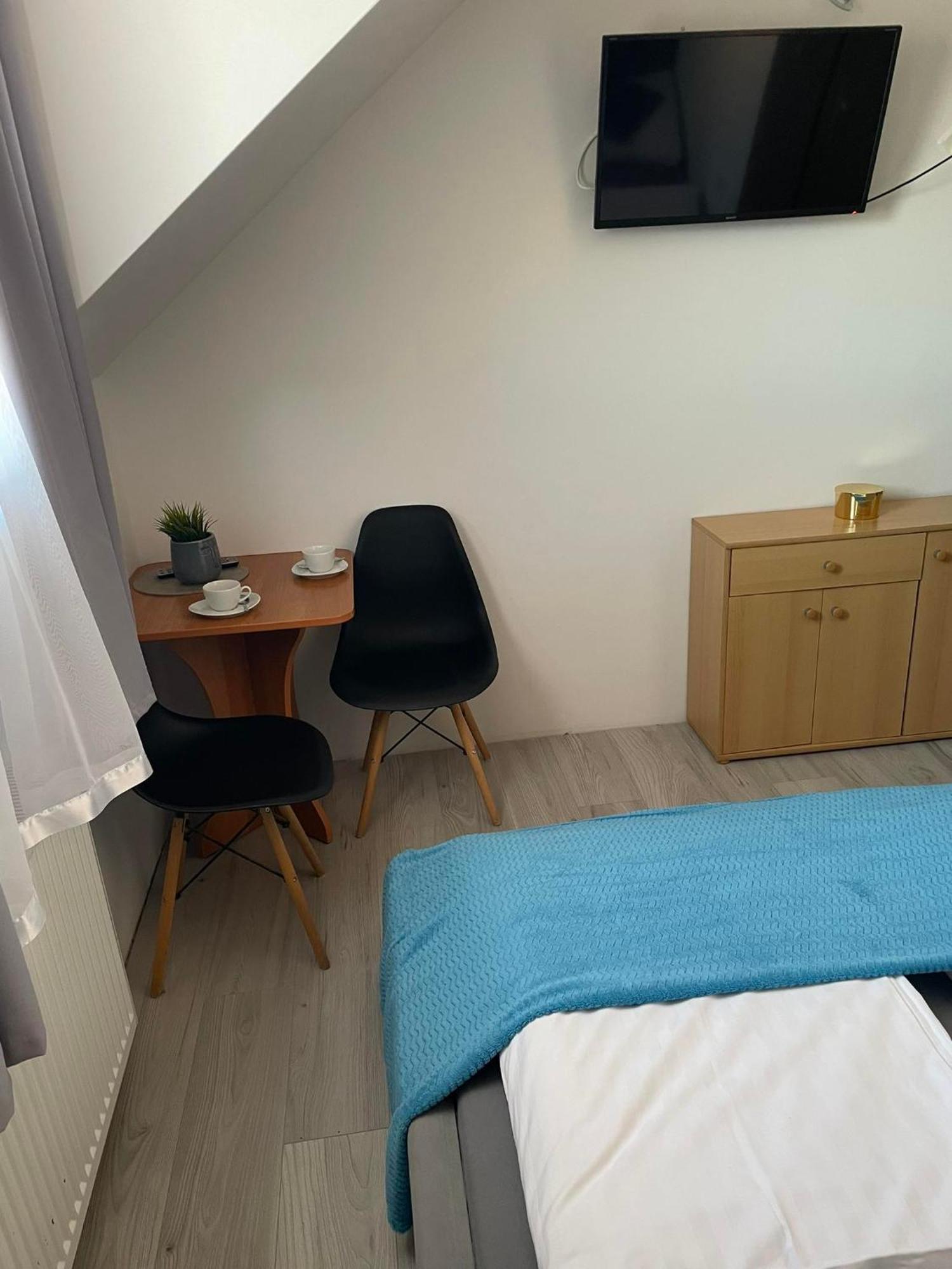 Pokoje I Apartamenty Polna 19 Niechorze Room photo